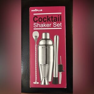Cocktail Shaker Set (never used)
